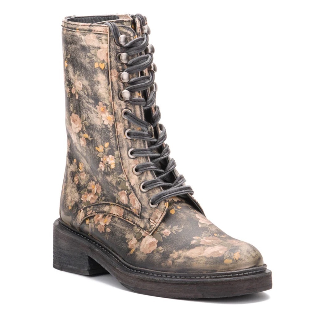 FREE PEOPLE Santa Fe Bootie Women’s size 6 (36)